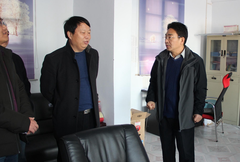孟津县统战部长牛正杰带队调研商务工作